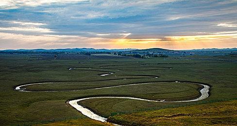 《最终幻想16》DLC“沧海恸哭”新截图 时之祭殿介绍